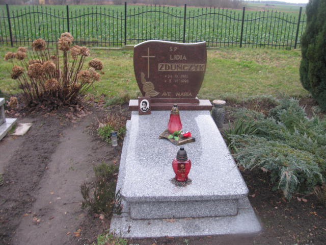 Grób Władysława Wichrowska